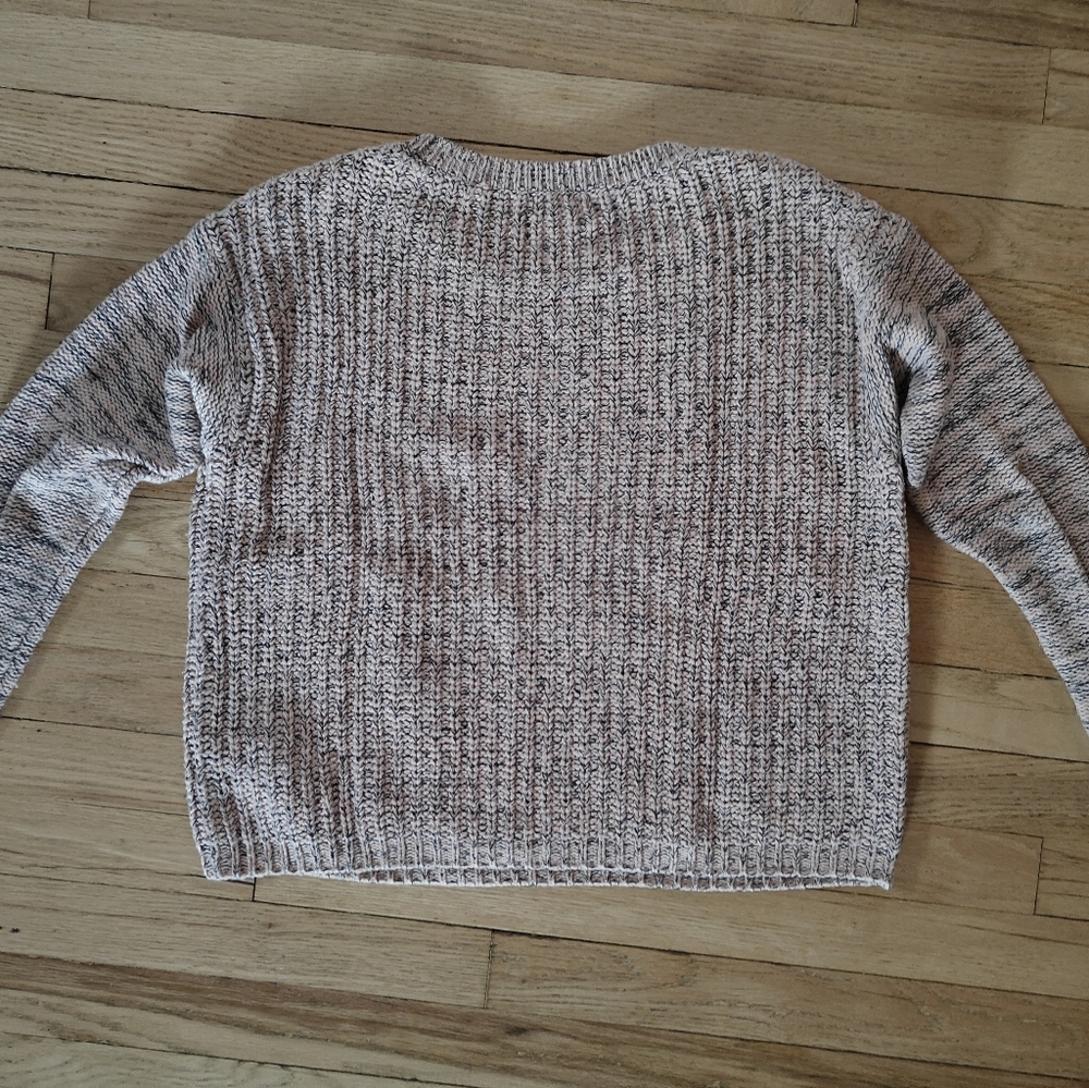 Sweater - Picture 2 of 4